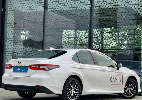Toyota Camry cena 169900 przebieg: 7509, rok produkcji 2023 z Polanów małe 596